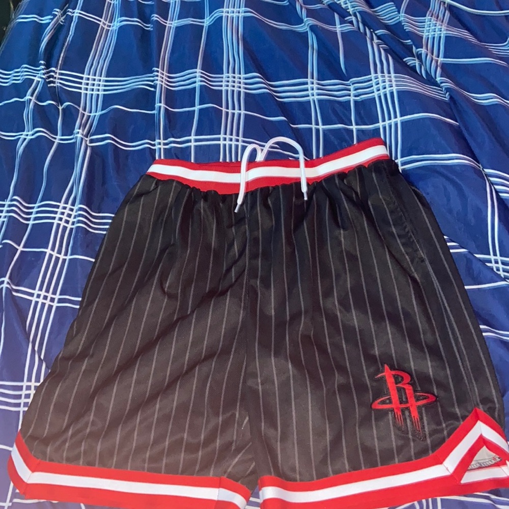 mens official nba shorts